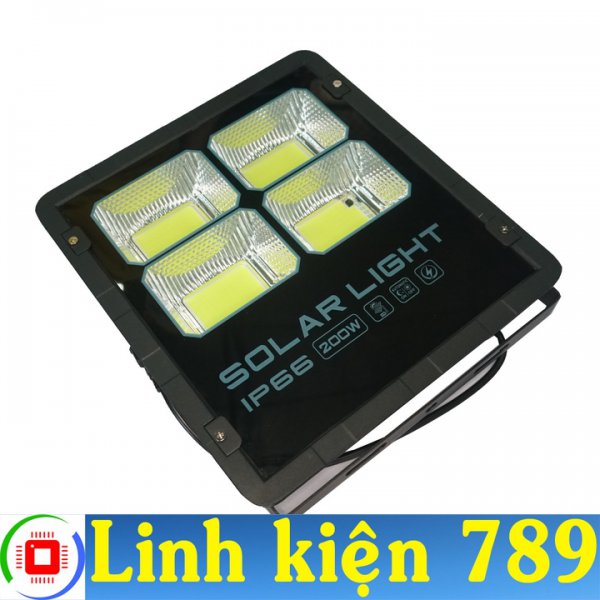 Đèn LED năng lượng mặt trời LED pha 200W 4 khoang